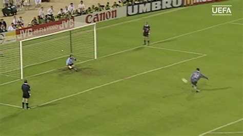 1996年欧洲杯半决赛，英德经典点球大战 在1996年欧洲杯上……_新浪新闻