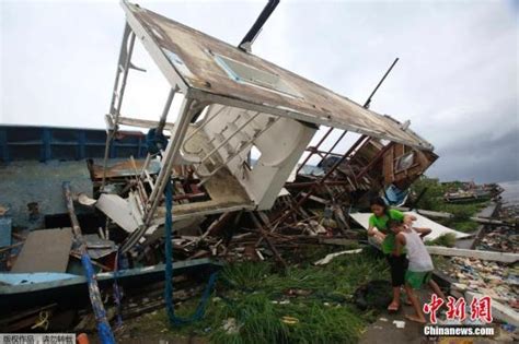 视频｜台风“尼格”重创菲律宾 死亡数上升至110人|台风|死亡数_新浪新闻