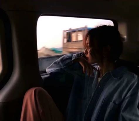 白色禁欲系古风头像女生