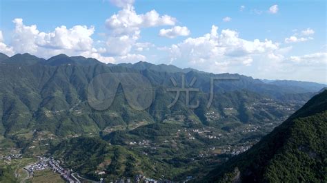 大山深处航拍_3840X2160_高清视频素材下载(编号:8951503)_实拍视频_光厂(VJ师网) www.vjshi.com