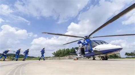 嘉兴市应急救援直升机开展嘉兴港区海岸线巡查