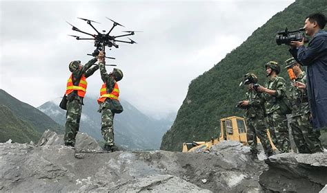 海南三亚首次使用无人机在景区“站岗”执勤|海南|无人机|安保_新浪新闻