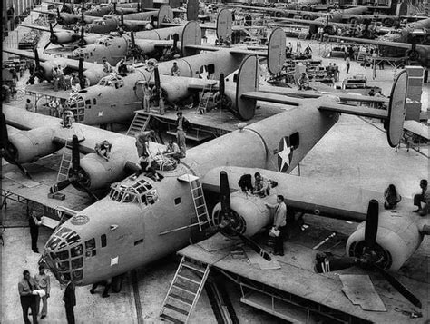 美国战时生产再现？当年造飞机坦克的工厂，如今都开始转产呼吸机__凤凰网
