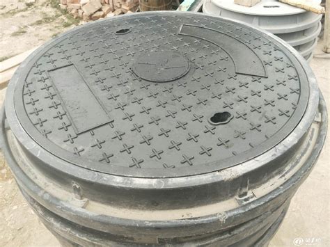 700*900外方内圆井盖 球墨铸铁雨水井盖 市政道路排水井盖-阿里巴巴