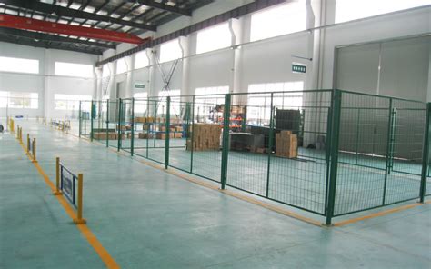 ryj--346-安全防护隔离栅栏网生产厂家-安平县莱邦丝网制品有限公司