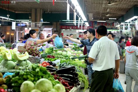 阳普顺平菜市场正式恢复营业 周边居民重回“下楼买点菜”生活_上海市杨浦区人民政府