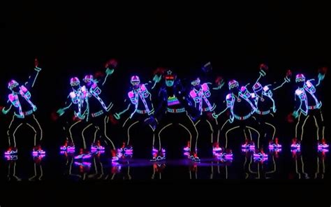 不动创意东风日产表彰大会录制大型舞台机械臂共舞表演|资源-元素谷(OSOGOO)