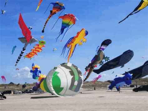 潍坊国际风筝节，让潍坊飞向世界的金字名片-新闻频道-和讯网