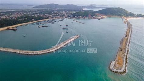海南万宁：乌场渔港建设稳步推进-人民图片网