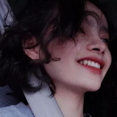 高级耐看的头像温柔女生