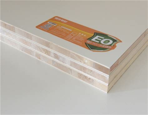 厂家批发三聚氢胺贴面刨花板免漆板家装办公台面板防潮实木颗粒板-阿里巴巴
