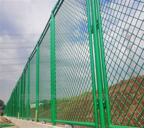园林景观钢丝网围墙设计规格参数-环保在线