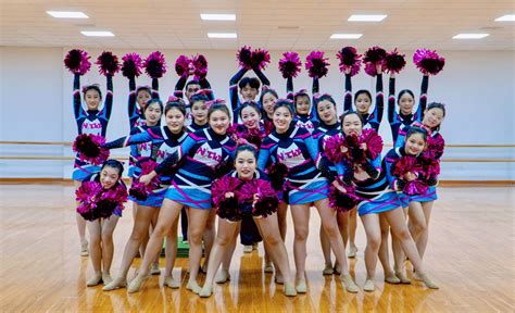 学校健美操队在湖北省第十五届运动会暨第十二届大学生运动会中喜获佳绩