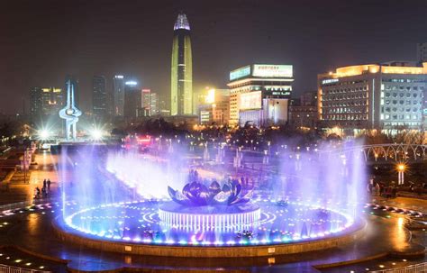 音乐喷泉夜游水秀——光与水的夜间舞台-内江市隆鑫喷泉厂