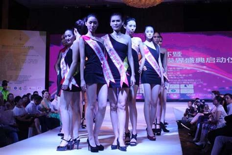 国际超模大赛上海区星模界盛典启动 上演内衣秀_娱乐_腾讯网