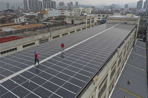 我院精准扶贫项目“屋顶分布式光伏发电项目”与国家电网并网成功-陕西工业职业技术学院