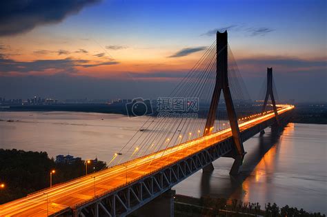 武汉鹦鹉洲长江大桥高清图片下载-正版图片501383986-摄图网
