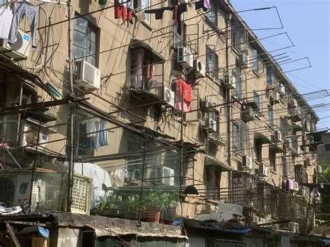 暖心爆改不足50㎡老破小 这才是最适合中国老人的家——上海热线侬好频道