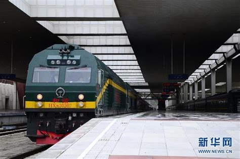 拉萨至日喀则铁路今日开通运营(图)|西藏自治区|西藏_凤凰资讯