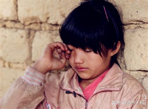 华裔女孩被弃24年后寻亲找到亲生父母 此前有五六对夫妇来相认