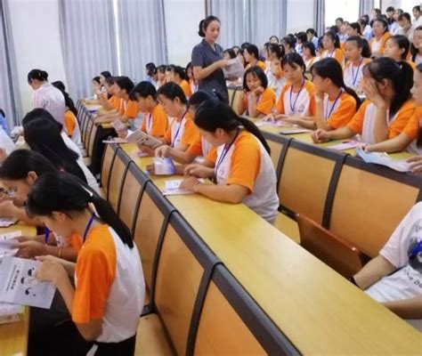 河南淇县开展关爱女童安全教育主题活动