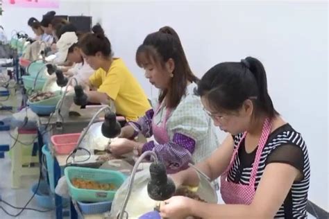 甘肃西和县：产业发展促增收 乡村振兴添活力_凤凰网视频_凤凰网