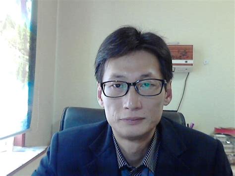 王伟光在《中国软科学》发表封面文章-辽宁大学