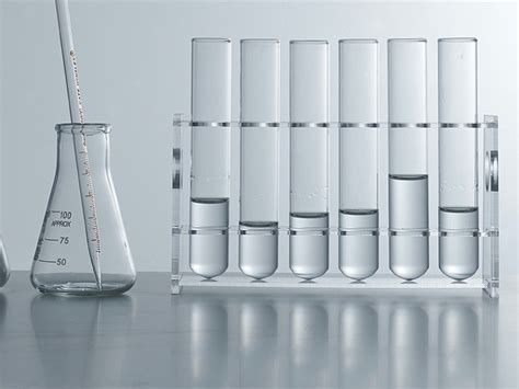 化学实验室玻璃仪器高清摄影大图-千库网
