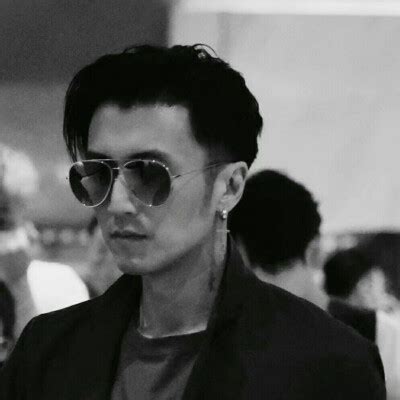 谢霆锋古风头像图片女生