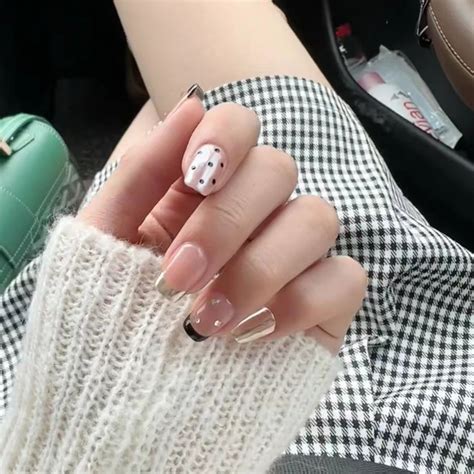 非主流美甲辣妹头像