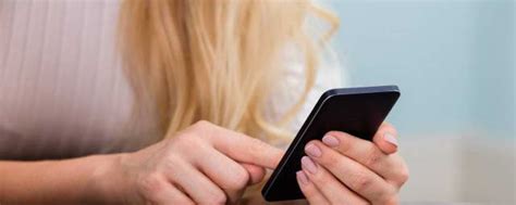 如何让孩子戒掉手机瘾?-长沙泽邦学校官方网站