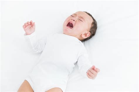 一岁宝宝受凉呕吐怎么办_小孩受凉止吐最有效最快的方法 - 随意云