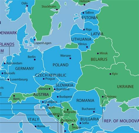 北约目前有多少个成员国？波兰是吗？