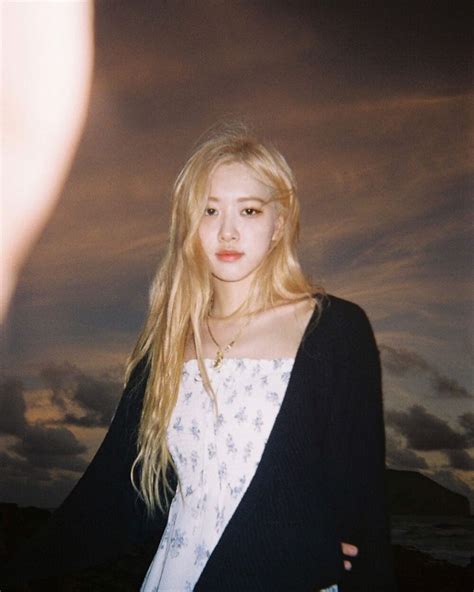 朴彩英ROSE图片