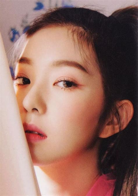 裴珠泫妆容甜美女生头像