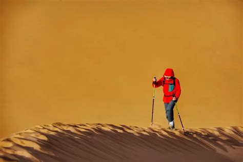 2022的第一场徒步旅行，就从腾格里沙漠开始吧！|太阳湖|沙漠|乌兰_新浪新闻