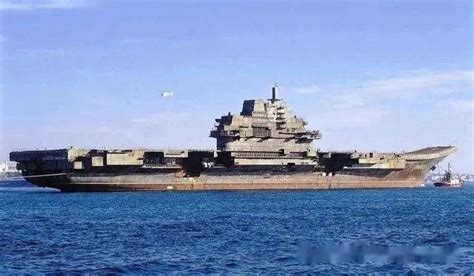瓦良格号重获新生，中国海军由此进入大型航母时代_凤凰网视频_凤凰网