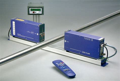 最远可达300米毫米级测量精度激光测距传感器AMS300系列 - 激光测距传感器 - 无锡泓川科技有限公司
