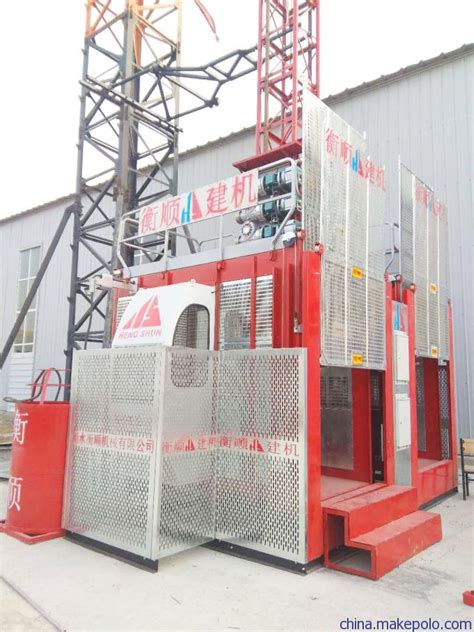 泉峰厂家供应移动式升降机港口码头用液压升降平台 高空作业车-阿里巴巴