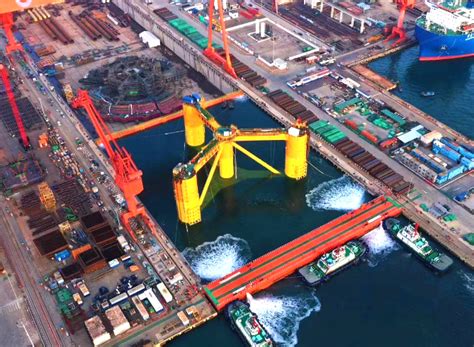 我国首座深远海浮式风电平台“海油观澜号”启航 - 中国石油石化