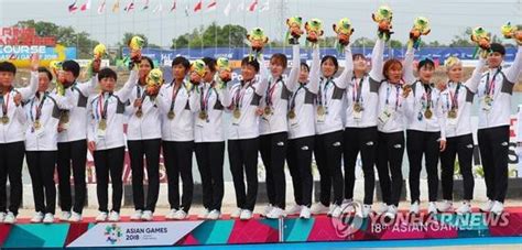 朝韩联队雅加达开创历史 首次亚运组队就收获银牌_荔枝网新闻