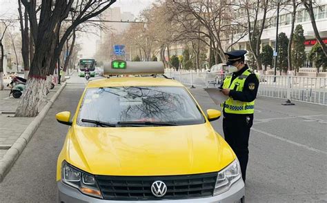 白银市交通运输综合行政执法队助推出租车行业 “创城”工作简报