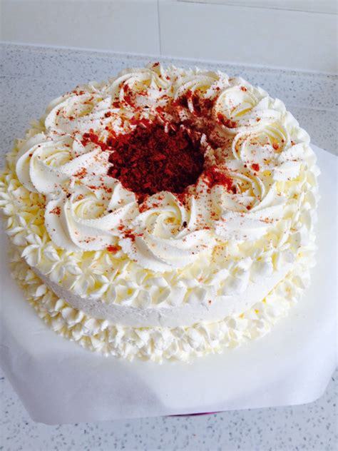 红丝绒蛋糕的做法_【图解】红丝绒蛋糕怎么做如何做好吃_红丝绒蛋糕家常做法大全_提供家用烘焙工具加原材料_豆果美食