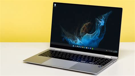 联想最新的ThinkBook 15笔记本电脑带有集成的无线耳塞-云东方