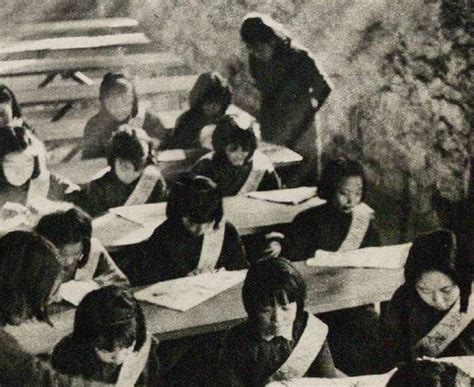 抗战时期罕见老照片，日本人拍下花姑娘真实样子，超乎想像|姑娘|抗战|日本人_新浪新闻