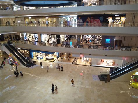 2023世纪汇广场购物,世纪汇广场是浦东地区比较大...【去哪儿攻略】