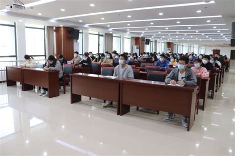 亳州学院组织召开第三批国家级一流课程申报培训会