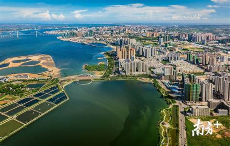 湛江全力打造宜居宜业宜游、自然风光秀美的生态型海湾城市。