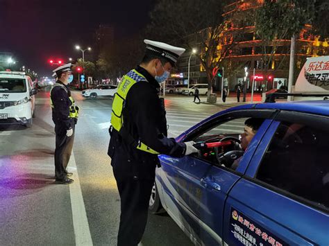 武汉交警对酒驾查缉实现“全时空”覆盖 涉酒类事故率下降34.3%_湖北频道_凤凰网