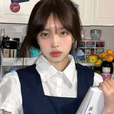女生头像温柔阳光可爱